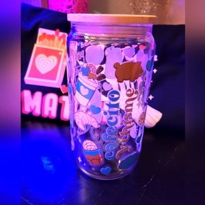 16OZ Glass Tumbler "Cafesito Y Chisme"